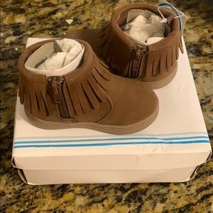 Carters hena brown boot